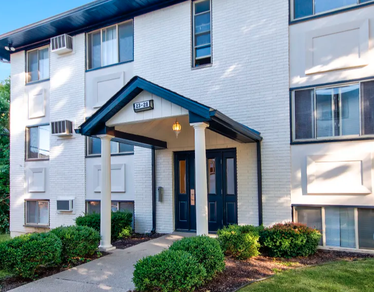 Bloomington, IN Apartments Continental Terrace Contact US